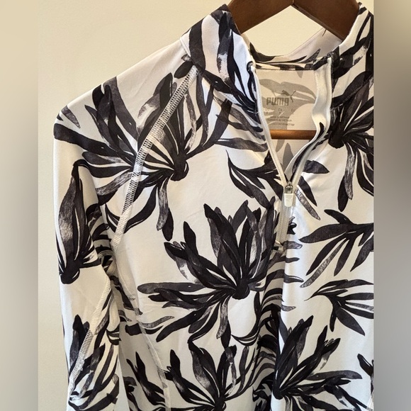 Puma ladies youV 1/4 zip - Picture 6 of 6